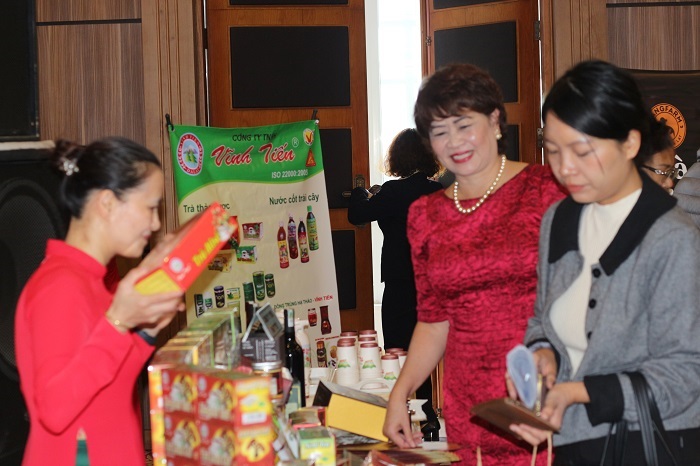 Vĩnh Tiến tham dự Diễn đàn kết nối B2B cho DNNVV do nữ làm chủ tại Lâm Đồng
